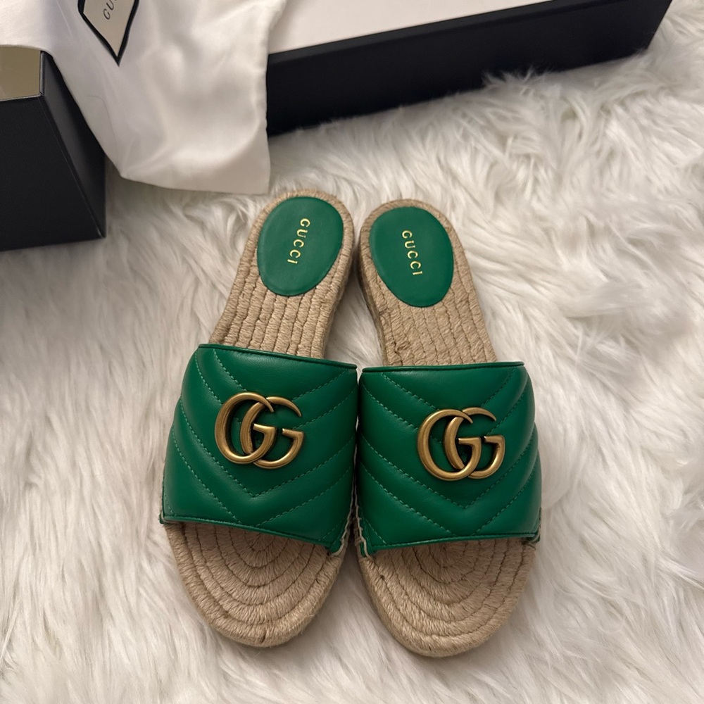 Gucci GG Marmont Slide Sandals